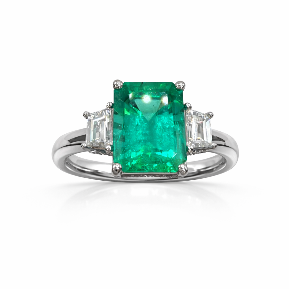 VERDANT REGENT EMERALD RING — Ring | Eterna Jewels Austin TX